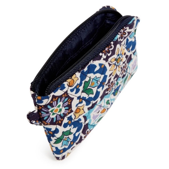 Vera Bradley Lisbon Medallion Cool Coin ID Case Key Chain New - Picture 2 of 5